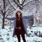 Neha Sharma Instagram – ❄️ ⛄️ Helloooo snow! 💫 Chicago, Illinois