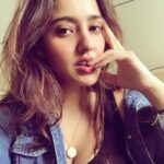 Neha Sharma Instagram – 💫