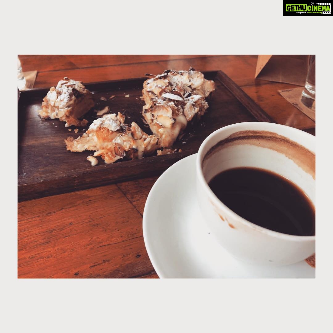 Neha Sharma Instagram - Coffee and croissants...#beatthat #breakfast