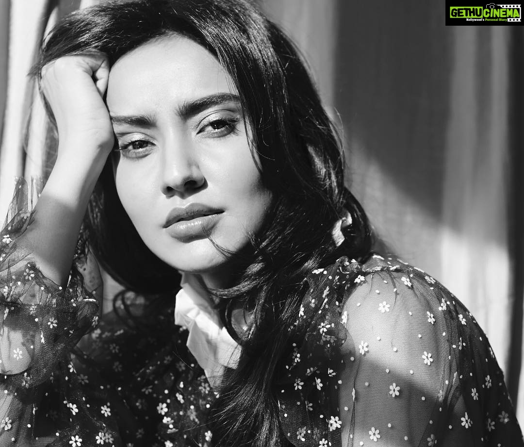 Neha Sharma Instagram - ✨ #blackandwhite 📸 @sashajairam 💕