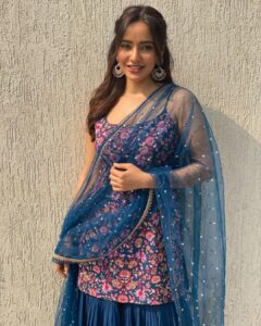 Neha Sharma Instagram - गणेश चतुर्थी की ढेरों शुभकामनाएँ  #whenyouwearindian #theglowisreal #nofilter