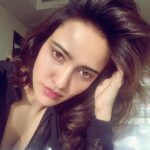 Neha Sharma Instagram – Selfie is a must when the light is good☀️☀️