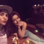Neha Sharma Instagram - Perfect Saturday night when it's a movie night with sissy @aishasharma25 ..#dunkirk