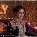 Neha Sharma Instagram – #Repost @nehafanclub25 with @repostapp
・・・
@nehasharmaofficial video from #mubarakan sangeet ceremony ❤❤❤