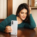 Nidhhi Agerwal Instagram – To the ones who always keep aiming for more and #NeverSettle, make the most of the OnePlus Community Sale, starting from 17th December and get the best offers across all categories only at a OnePlus Experience Store near you

#BeingBoldAndBoundless #8YearsofOnePlus
#Ad

@oneplus_india 

📸 @vickypsofficial