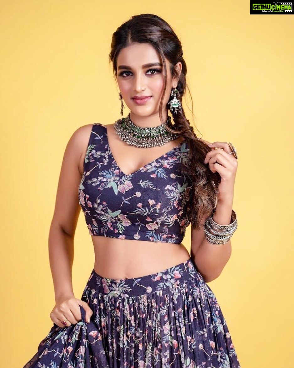 Nidhhi Agerwal Instagram - French braid for the desi in me 🧚🏻♀️ Outfit: @pleatslabel Jewellery: @sangeetaboochra x @cottonsjaipur Pic: @i_ak_photographer Styled by @officialanahita