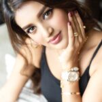 Nidhhi Agerwal Instagram - Lookinnnnnn at you 🔮#black #gold #classic #daylight #hyderabad #talk