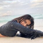 Nidhhi Agerwal Instagram – I’m happiest when I’m in 🦋🌸🌴🌊 Maldives