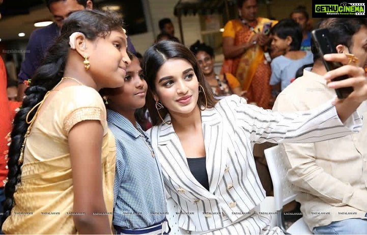Nidhhi Agerwal Instagram - For Children’s Day! At Pega #teachforchange ❤️ I had such a wonderful time with the kids.. completely enjoyed their performances! 💪🏼✨ Styling- @anishagandhi3 @rochelledsa