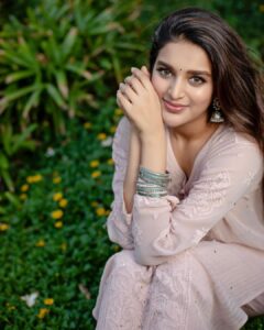 Nidhhi Agerwal Instagram - Magic only happens to those who believe in it 🤍🧚🏻✨🧿

📸 @kiransa @kiransaphotography 
👗 @nikhitaniranjan