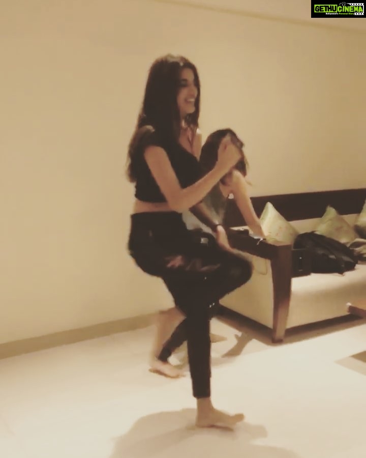 Nidhhi Agerwal Instagram - Rehearsals in reverse 😝 @dimplekotecha