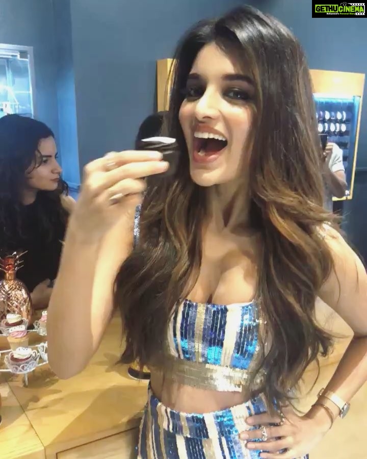 Nidhhi Agerwal Instagram - Birthday month is here! Lots of cake eating coming upπ€ππΌπ #august