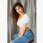 Nidhhi Agerwal Instagram - 🌈 #whiteandblue #denim #sun