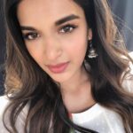 Nidhhi Agerwal Instagram - Desi-fie 🙏🏼 #onset #savyasachi