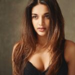 Nidhhi Agerwal Instagram - Did someone say Valentine’s Day is coming up ❤️ @farrokhchothia