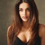 Nidhhi Agerwal Instagram – Did someone say Valentine’s Day is coming up ❤️ @farrokhchothia