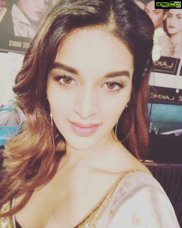 Nidhhi Agerwal Instagram - Flowers in my hair 🌸✨ for #lakmefashionweek for @shloka_sudhakar Hair- @shefali_hairstylist.81 JIO garden, mumbai