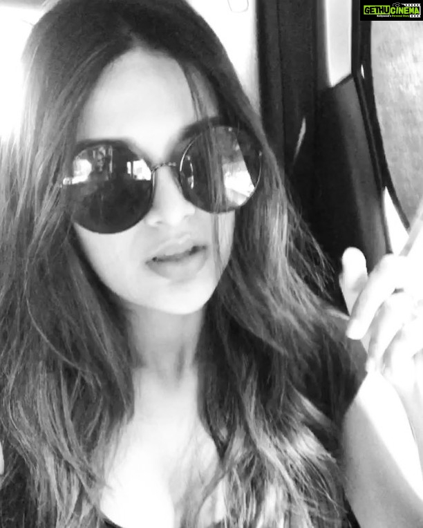 Nidhhi Agerwal Instagram - When you know ALMOST the whole song! 😎🤘🏼#eminemforlife #randomness