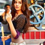 Nidhhi Agerwal Instagram - Throwback to one of my favourite picture and most favourite look.. Indian 🙏🏼✨🌺