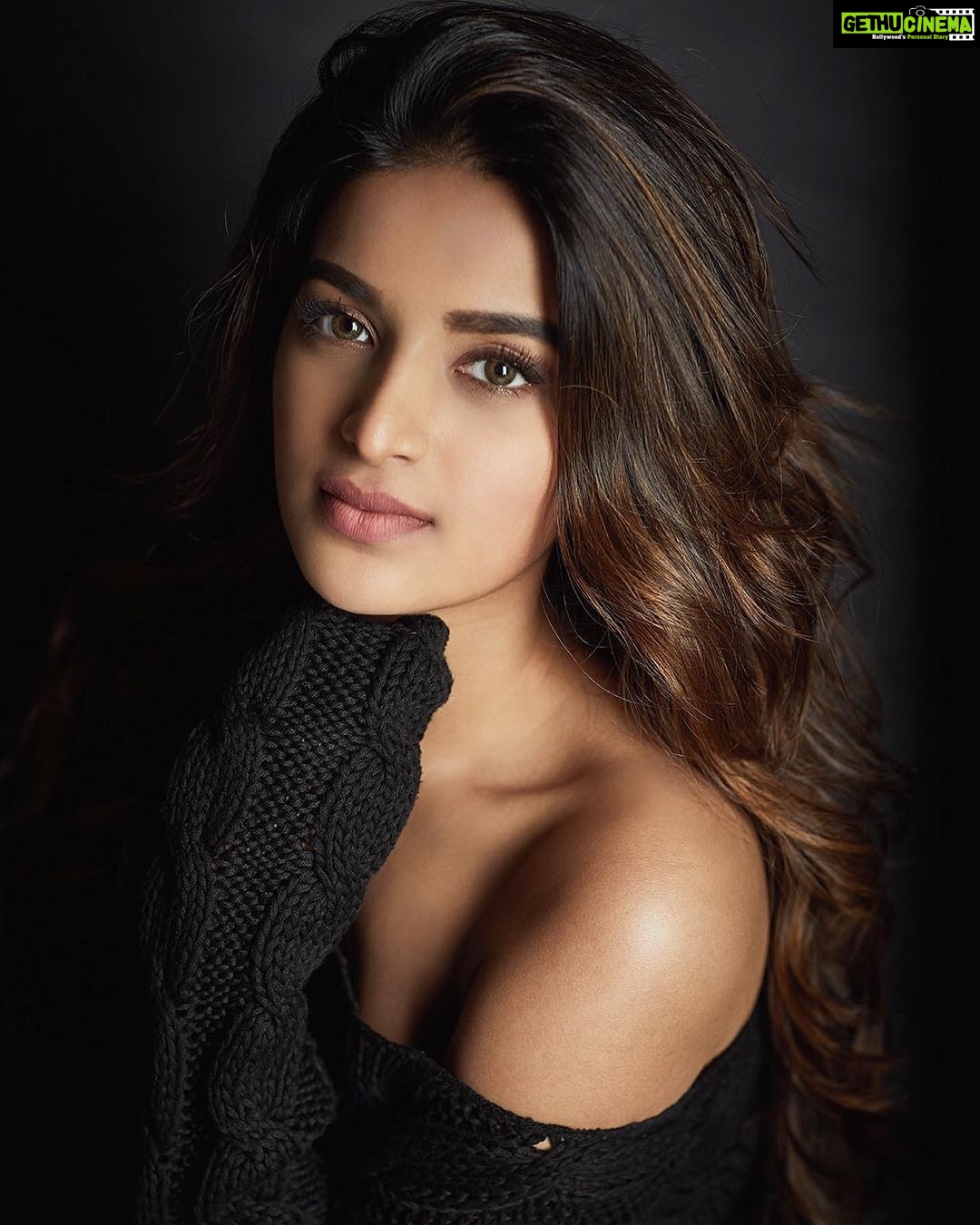 Nidhhi Agerwal Instagram - ❤️️ 📸 @rohanshrestha Makeup- @13kavitadas Hair- @seemakhan1988 Styling- @karishmashaikhh