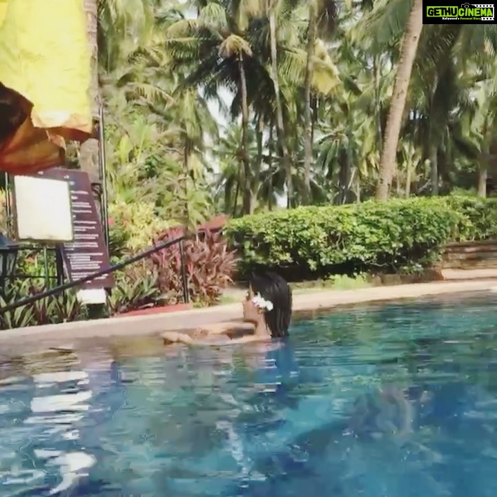 Nidhhi Agerwal Instagram - Have a lovely September everyone πΈπΊπ΄π #newhope #newpossibilities