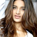 Nidhhi Agerwal Instagram - 🌺🌺🌺🌺🌺 Picture- @sashajairam