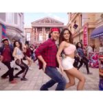 Nidhhi Agerwal Instagram - Yay! 8 million views 💕 keep the love coming guys! 🙏🏼 #munnamichael #dingdang