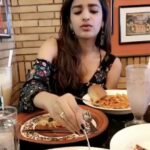 Nidhhi Agerwal Instagram – My face when I eat some yummy desert 😝🤓🐶 with @shaanmu #delhi#munnamichael The Big Chill Cafe, Kailash Colony