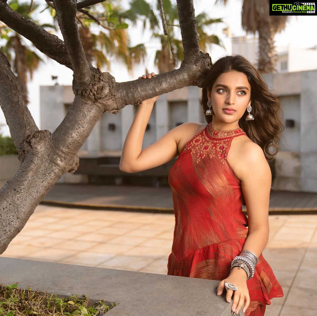 Nidhhi Agerwal Instagram - 🌺🌺🌺🌺🌺🌺🌺