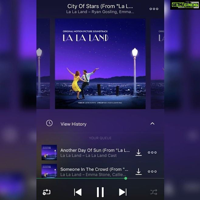 Nidhhi Agerwal Instagram - Beating morning blues with.. City of stars 🌉 #lalaland #onloop