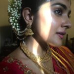 Nivetha Thomas Instagram - A shot lasting 2 seconds in the film took 2 flights, hours of prep, a day’s shoot and a night’s stay to work :) Film making is a tedious and disciplined process. It follows a method, involves people, equipment, management, planning and immense effort. Spend a day on set to understand what it means when technicians and actors from the industry say, “The team has put in a lot of hard work!” Though it’s easy to say ‘cliche’ when you hear stuff often, take a moment to think more about why they say it. Enjoy a film for the experience! Bitter, sweet, fun, fantasy, painful, revengeful, (I’m still figuring out what ‘commercial films’ mean), just go be one with the film you see! :) Be nicer :) Every word that comes from your mouth spreads and it definitely, matters. This particular setup was from #Darbar :)