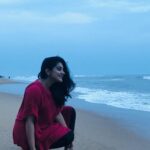 Nivetha Thomas Instagram - 🌊♥️