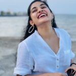 Nivetha Thomas Instagram – Stages of getting a picture clicked. 
Getting there. There. And out!