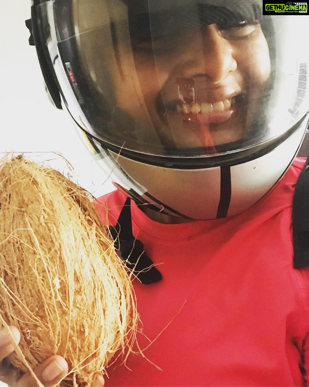 Nivetha Thomas Instagram - Scooty ride and grocery shopping! It’s an easier combo 😊