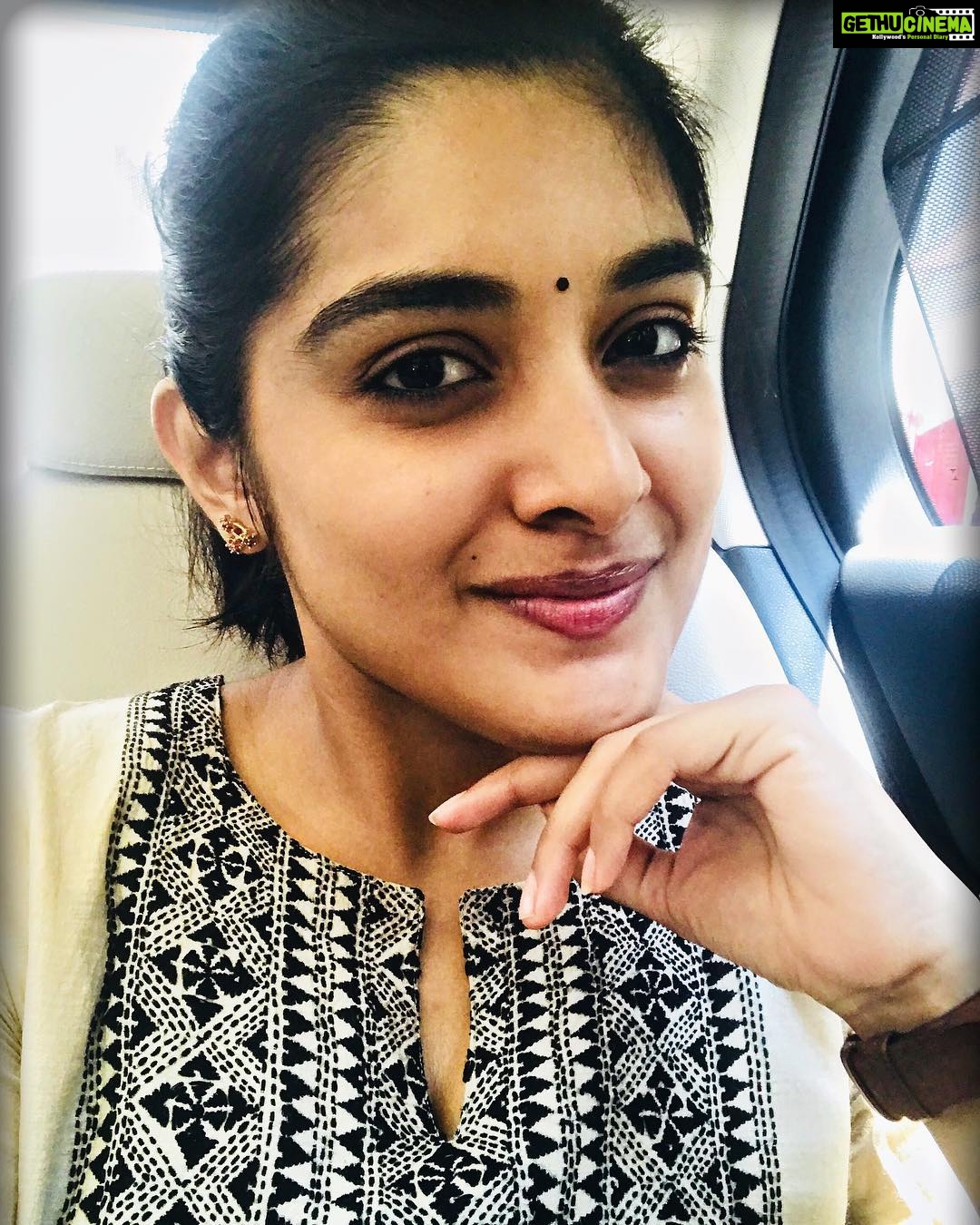 Nivetha Thomas Instagram - My content-face after Kozhukattai 🤗 (Ganesh Chaturthi sweet it is) (yum) wait I could’ve hash tagged it