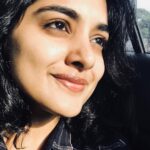 Nivetha Thomas Instagram - Good morning to you all 😊 I am forever grateful for all the love and blessings coming my way... Thank you... Love, Nivetha 😊