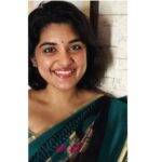 Nivetha Thomas Instagram - 🌻