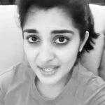 Nivetha Thomas Instagram - Goofing around means this... ✋🏻😄