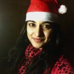 Nivetha Thomas Instagram – The choir sings in the desert this year!  Merry Christmas!!! 😊😊 #happybdayjesus #rajasthanixmas