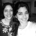 Nivetha Thomas Instagram - Like amma like daughter 😊