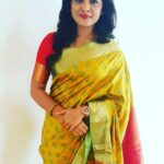 Nivetha Thomas Instagram - At the launch :) #nizamabad #bridal #silk #aakruti