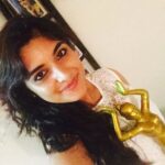 Nivetha Thomas Instagram - Now this was special 😊 winning best supporting actor for Papanasam; chosen by the students... Papanasam is a film that gave me so many new things to cherish.. 😊 At this moment I would love to thank @gautamitadimalla mam and kamal sir for helping me do it with so much ease..Big hug!! Love you both so much 😊 #papanasam #specialone