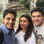 Parineeti Chopra Instagram - Happiness thy name is America :) @shivangchopra99 @thisissahajchopra