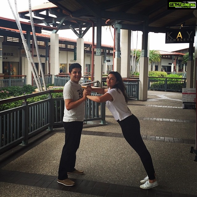 Parineeti Chopra Instagram - Trust games with my brother!! @thisissahajchopra