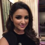 Parineeti Chopra Instagram - Gr8 women awards Dubai @eva.makeup @sara_stylista
