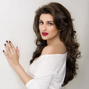 Parineeti Chopra Instagram - New photoshoot, new look. #dabbooratnani #mickeycontractor