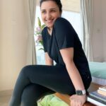 Parineeti Chopra Instagram - After workout. Before shower. 🧘‍♀️