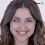 Parineeti Chopra Instagram - Looking for a solution for active acne? Well, here's one! The Derma Co 2% Salicylic Acid Spot Treatment Gel is formulated with the best of science-backed ingredients to fight active acne like a boss. The powerful formula of 3% Sulphur + 2% Salicylic Acid clears congestion from active acne, gently exfoliates the dead skin cells, accelerates skin renewal and eliminates acne-causing bacteria, while imparting a cooling and calming sensation. All in all, this spot treatment gel is a blessing for acne-prone skin. . @thedermacoindia