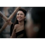 Parineeti Chopra Instagram – Its been 3 years, but the climax of this film still gives me heartache. I can’t listen to my own song #MaanaKiHumYaarNahi without my stomach doing a flip. If you have ever experienced a broken heart, well then, this film…🙃🧡 #MeriPyaariBindu did not get love at the BO, but its the most special film. Kolkata, the 90s, dost, baarish aur music. Sigh…. … @ayushmannk @yrf @sachinjigar @suprotimsengupta #AkshayRoy #ManeeshSharma @tusharkantiray