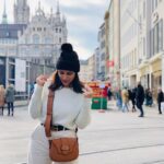 Parineeti Chopra Instagram - White christmas ☃️❄️🍂 München Marienplatz